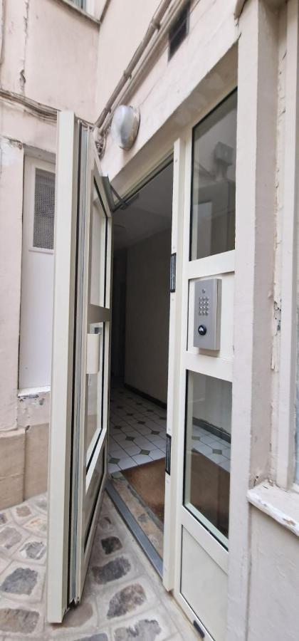 Petit Appartement Gare De Lyon Paris Exterior photo